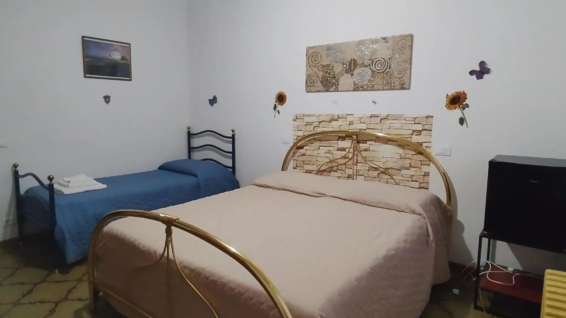 La Casetta Di קוטיניולה 0*,  איטליה